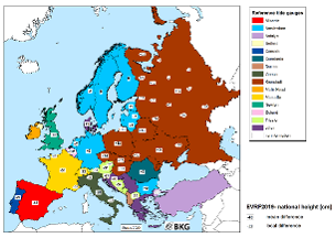 Bild zeigt eine Karte mit Referenzpegeln des UELN (United European Levelling Network) und Differenzen zum EVRF2019 (European Vertical Reference Frame 2019) in Zentimetern Bild zeigt eine Karte mit Referenzpegeln des UELN (United European Levelling Network) und Differenzen zum EVRF2019 (European Vertical Reference Frame 2019) in Zentimetern